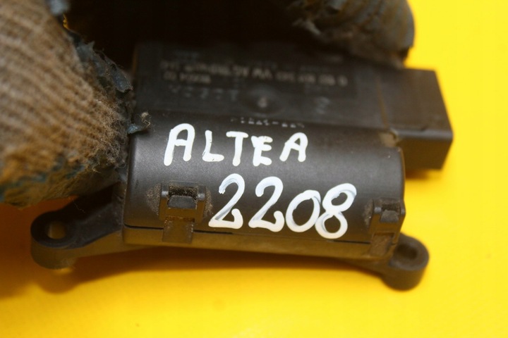фото №6, Моторчик нагревателя altea 2.0 fsi 1k0907511e