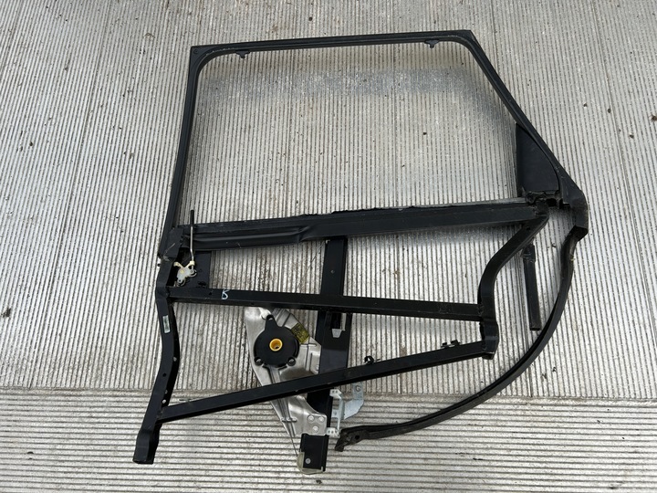 фото №8, Рамка подвійної скла прокладка механізм скла праві зад audi a6 c5 універсал