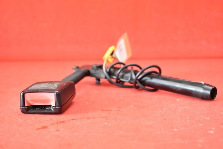 фото №5, Натягувач застібка ременя праві перед 3m5t14a132ae ford focus c-max mk1 03-07