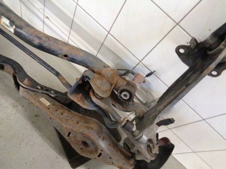 фото №10, Vw passat b7 2013 2.0 tdi універсал балка вісь підвішування зад задня