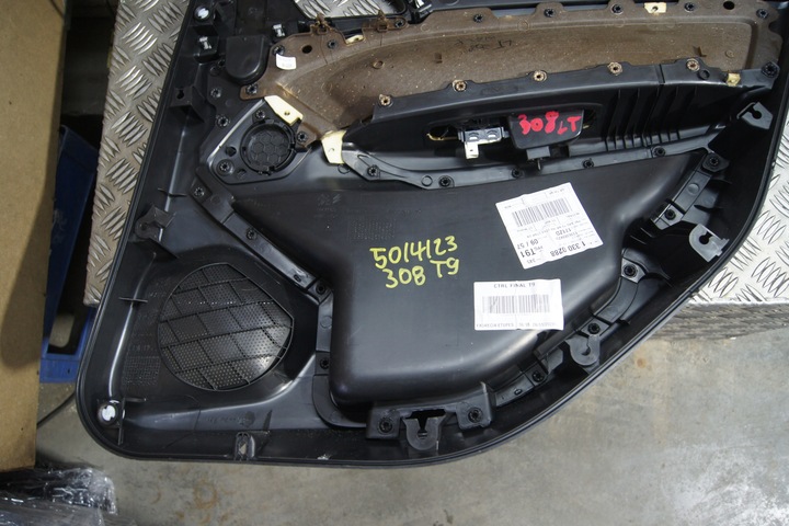 фото №8, Боковина обивка дверь левый зад peugeot 308 t9