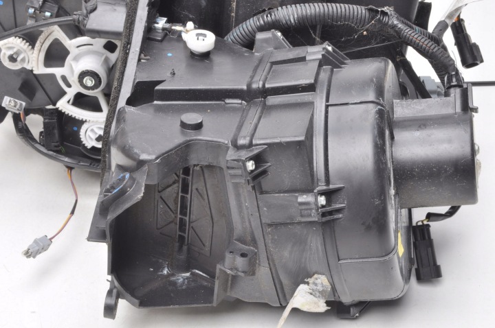 фото №9, Alfa romeo 4c отопитель uk 571221400