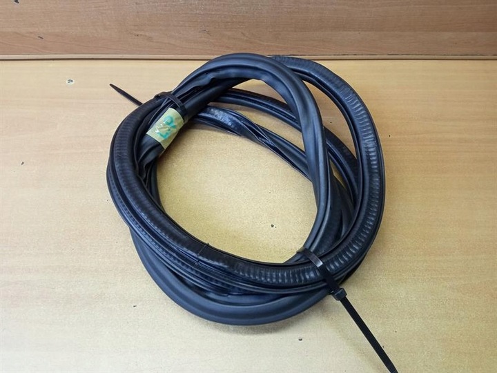 фото №1, Прокладка двері ліва передня audi a8 s8 d4