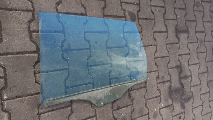 фото №2, Скло ліва зад mitsubishi space star 01r