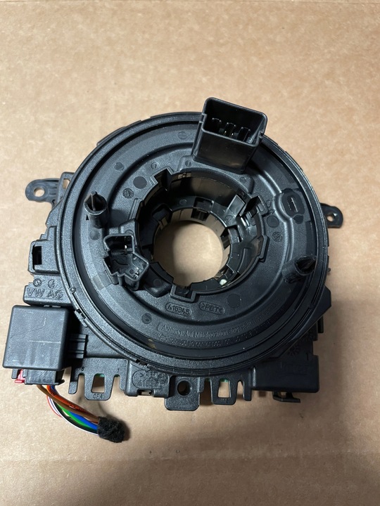 фото №1, Стрічка skoda vw seat 5q1953569l оригінальний номер