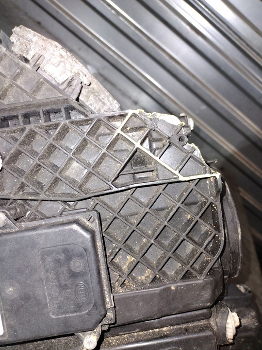 фото №12, Лампа правая передняя 3v1941016a skoda superb iii