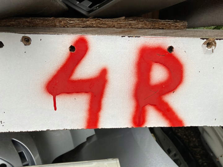 фото №15, Audi q3 8u бампер перед боковина правые оригинал.