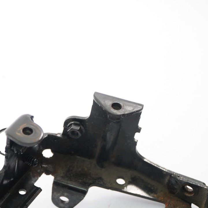 фото №11, Ford focus mk3 1.6 tdci держатель фильтра масла av6q-9a072-ab