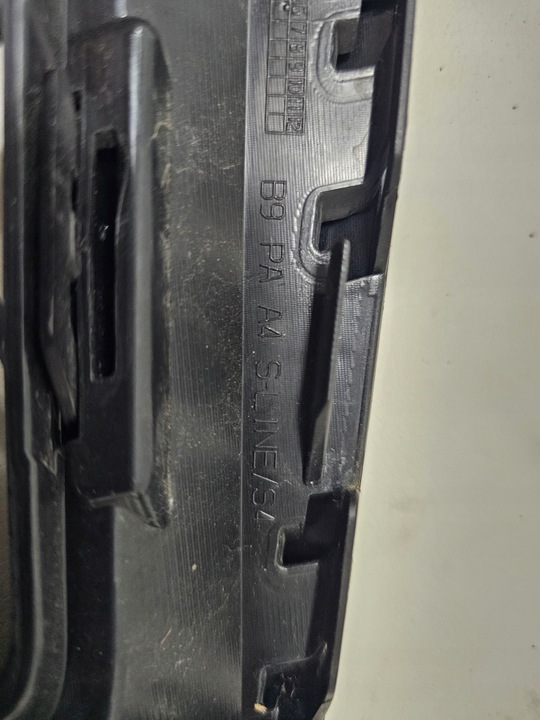 фото №12, Решітка бампера ліва audi a4 8w0 s-line s4