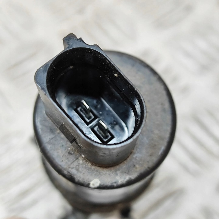 фото №6, Audi a5 8t 8f 2013 насос склоомивача скла передній / лобовий