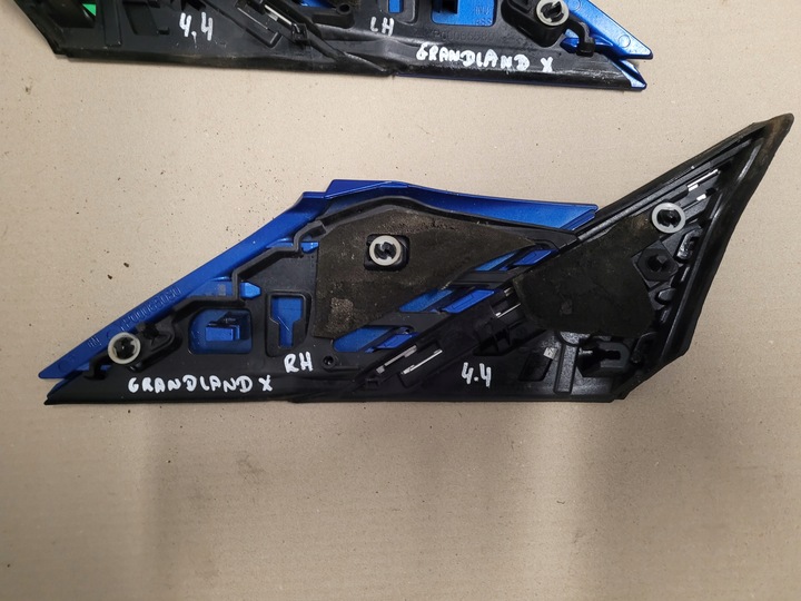 фото №8, Opel grandland x заглушка трикутник крила права/ліва сторона