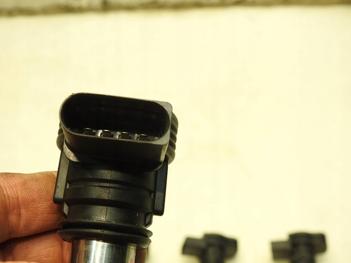 фото №4, Котушка запалювання seat leon ii 2.0fsi 07k905715f