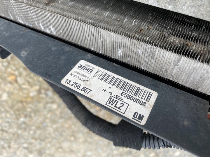 фото №5, Punto evo corsa d astra h 1.4 8v радіаторів вентилятор 13256567