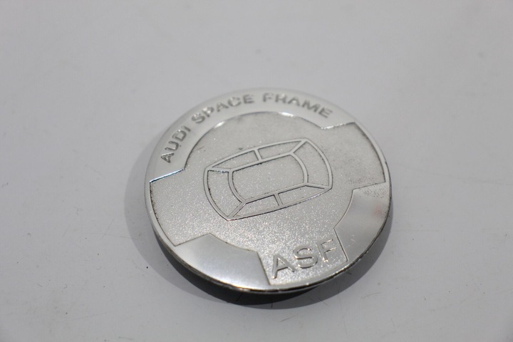 фото №1, Vag значок samoprzylepna audi a8 a2 1994 2010 оригинальный 8z0854519