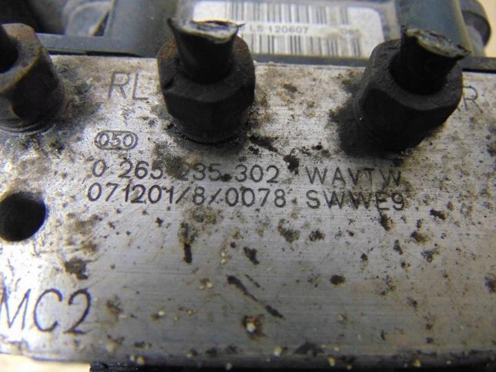 фото №8, Блок управления abs honda crv iii 0265235302