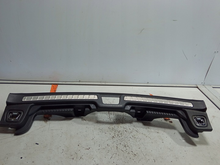 фото №1, Volvo v60 ii защита ремня заднего 32239848 2018-