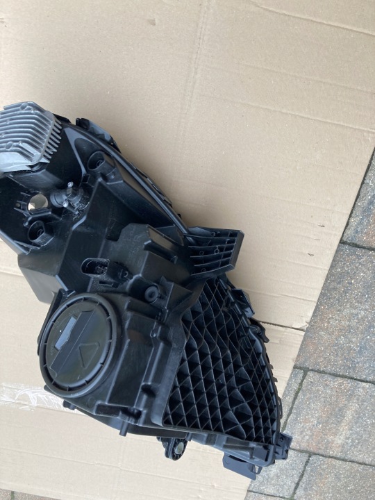 фото №13, Mercedes eqc 293 w293 фара led права фара fv