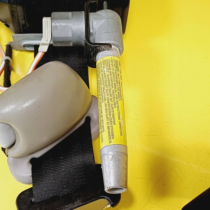 фото №5, Pas безопасности правые перед mitsubishi carisma 570186099h nr454