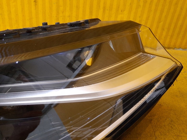 фото №15, Vw t7 transporter лампа левая правая комплект