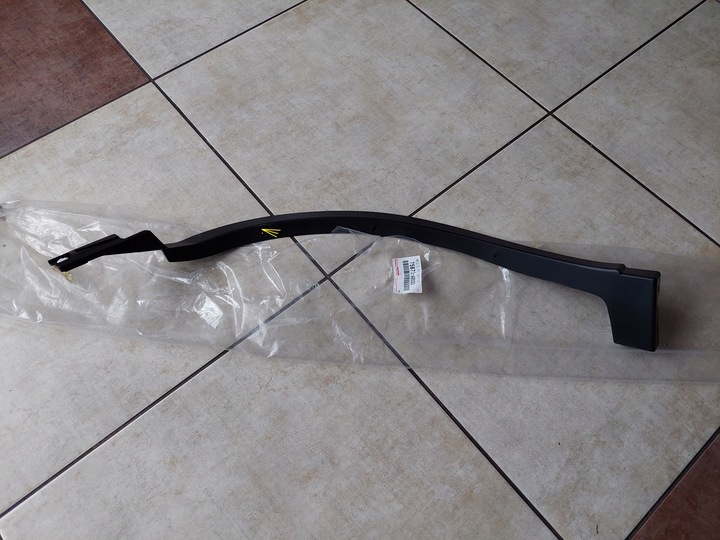 фото №1, Планка крыльев - правые зад - lexus rx iv - 2015