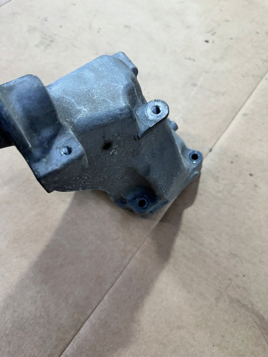 фото №5, Лапи двигателя правая mercedes s класс w222 s300 гибрид om651 2.2