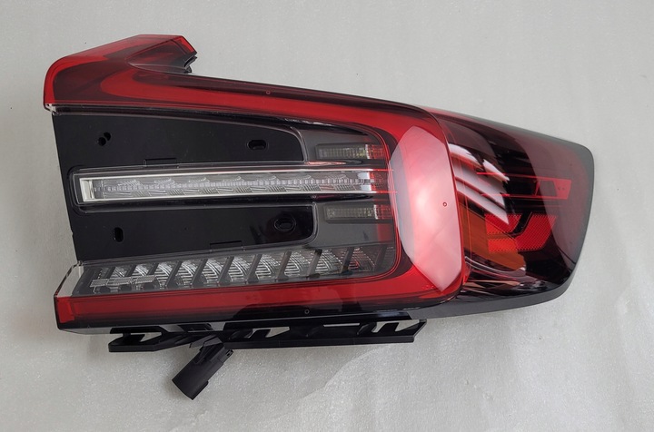 фото №1, Лампа правая зад задняя volvo c40 led 2021- 2sk015561-02