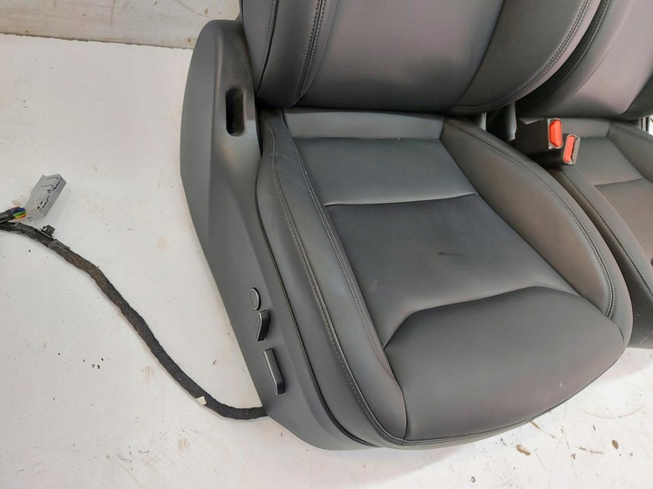 фото №8, Tesla модель y 2024r сиденья сиденья перед зад kpl