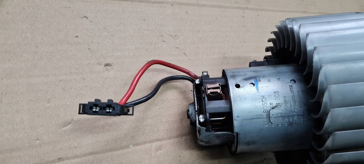 фото №6, A6 c6 рестайлінг вентилятор повітродувка повітропровід кабіни 4f0820021a