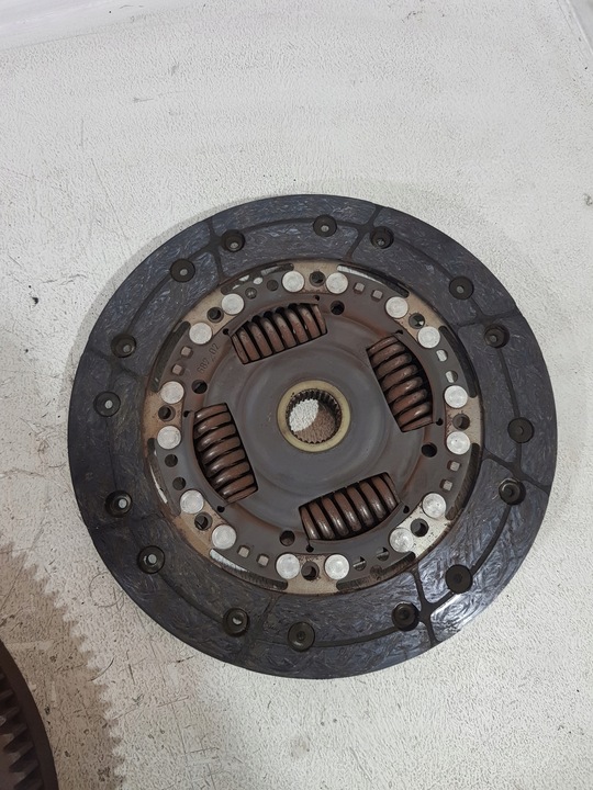 фото №9, Сцепление комплектные 04c105269b vw up skoda citigo seat 1.0 mpi chy