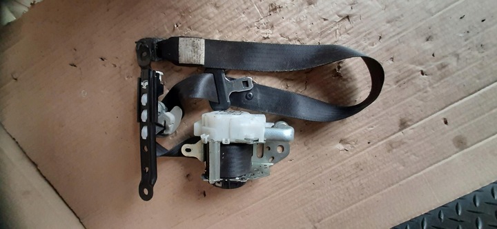 фото №2, Pas безопасности левый перед prius plus 7t8160-p