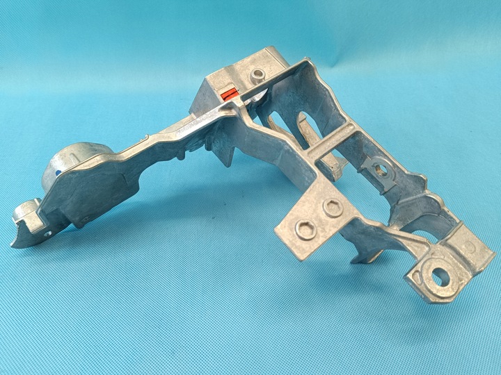 фото №9, Audi a4 b9 2024 r avant 2,0 tfsi 110kw гальмо каркас педалей 8w1723117b