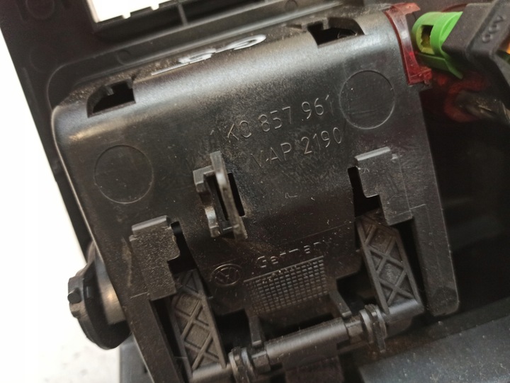 фото №6, Volkswagen golf v попільничка 1k0863475c