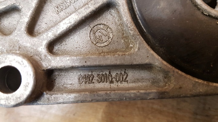 фото №3, Натягувач ремінь audi a6 c5 1.8t