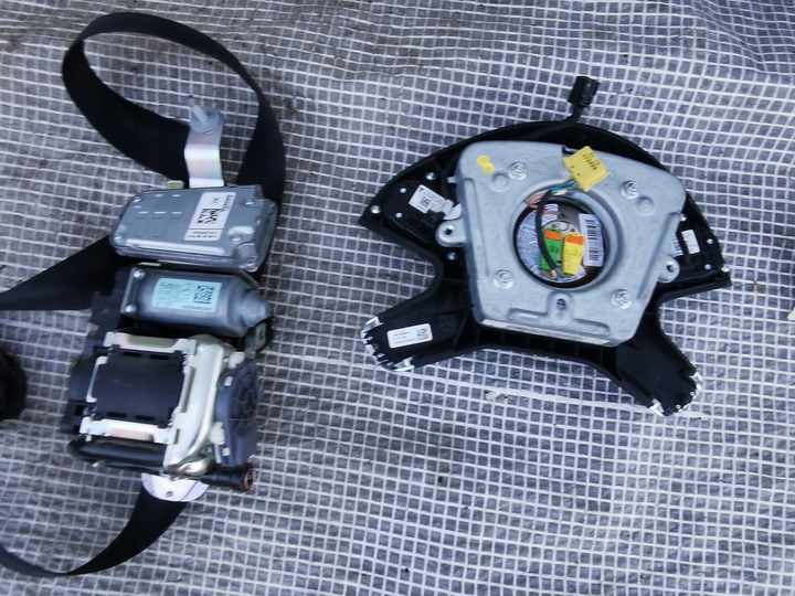 фото №11, Mercedes w212 09-12 e-klasa панель консоль подушки ремені 3x подушка безпеки комплект