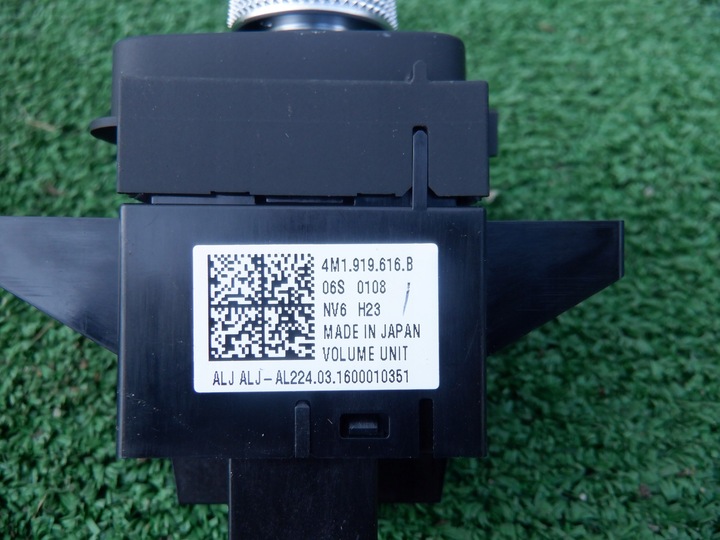 фото №3, Audi q7 4m ii регулятор громкости ручка 4m1919616b