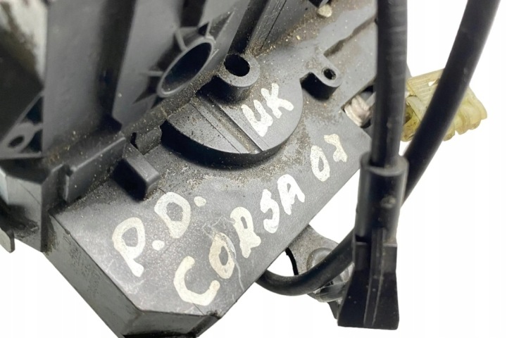фото №9, Замок правых передних дверь opel meriva b 13258279 1.4l бензин 88kw