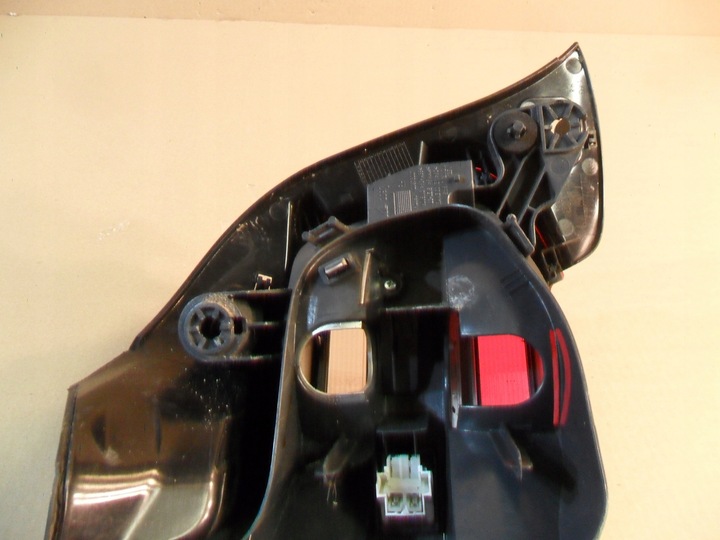 фото №13, Bmw f22 лампа правый зад 7295424