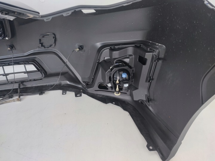 фото №13, Бампер передний перед subaru xv ii рестайлинг crosstrek 4 pdc ксенон