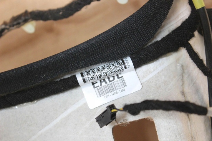 фото №13, Ford kuga iii 2021 потолок