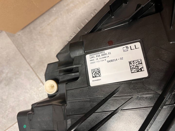 фото №12, Bmw m4 g82 g83 led lci рестайлинг чёрный laser тень bmw 4 g22 g23 g26 m3 g80 g81