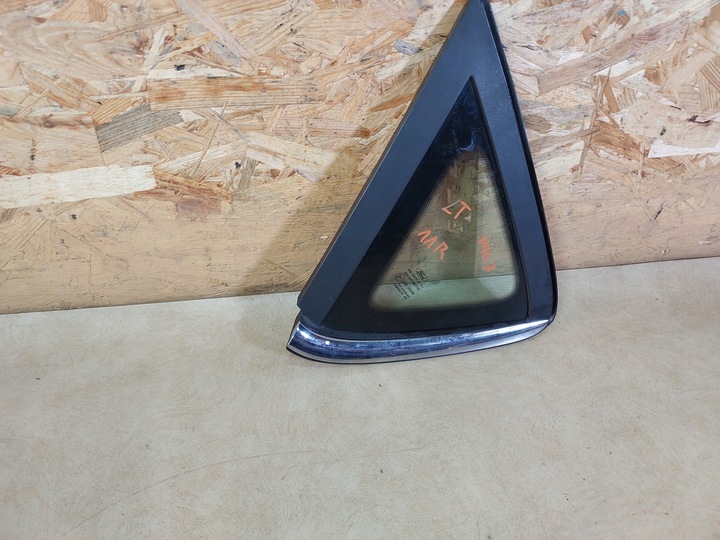 фото №3, Fiesta mk7 стекло треугольник левый зад