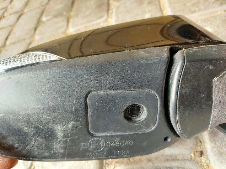 фото №1, Toyota ch-r подсветка зеркало логотип ch-r правые