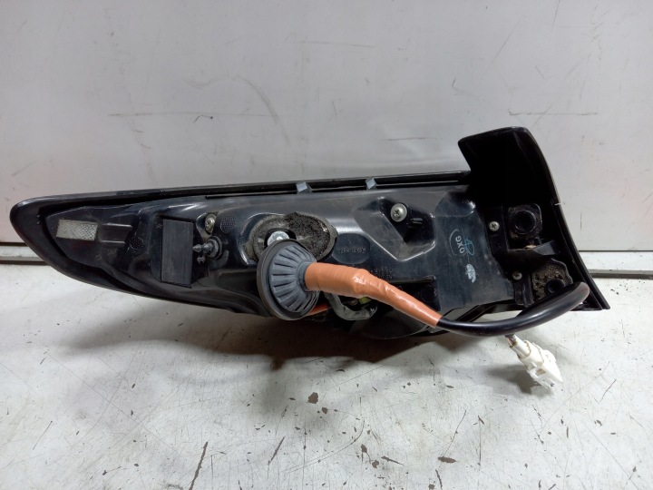 фото №9, Mazda 3 iv bp hb фара права задня lak. 46g