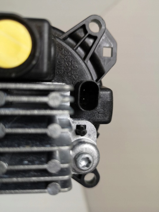 фото №5, Land rover defender ii галоген led l8b2-15201