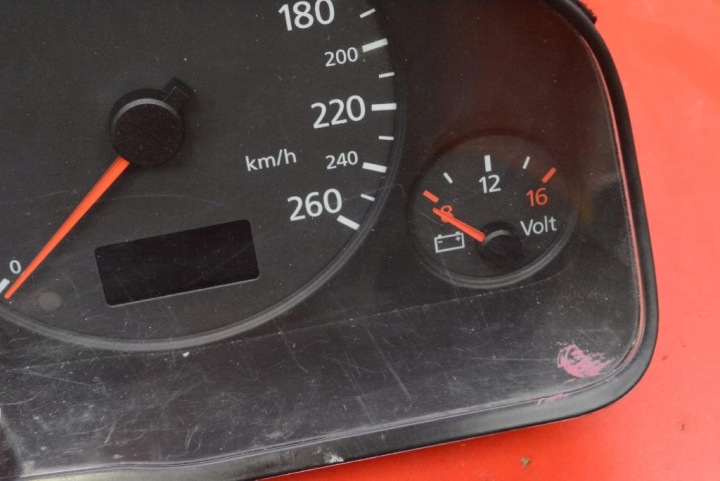 фото №13, Панель приладів eu 4b0920932l audi a6 c5 2.4 v6 165 km 97-01
