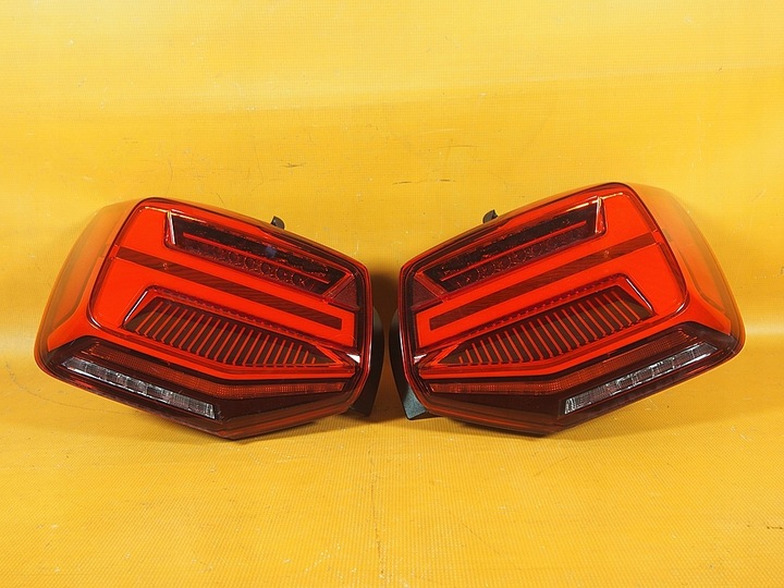 фото №1, Audi q2 81a 32km лампи зад led комплект 81a945091c / 81a945092c