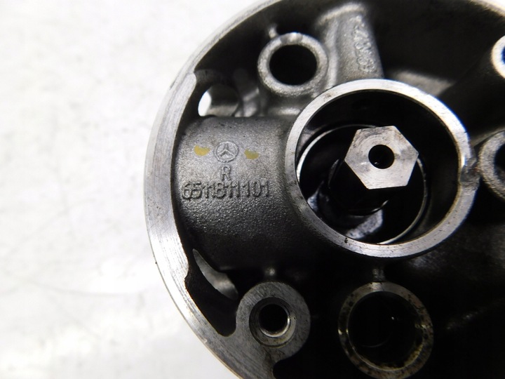 фото №10, Насос масла - mercedes w246 w204 w212 w166 w639 w906 1.8 2.2 cdi om651