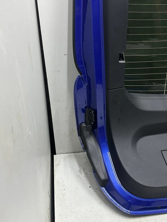 фото №10, Bmw i4 2024 крышки багажника