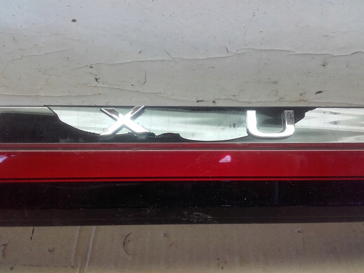 фото №3, Lexus rx 5 v 22r-lampa зад накладка крышки багажника