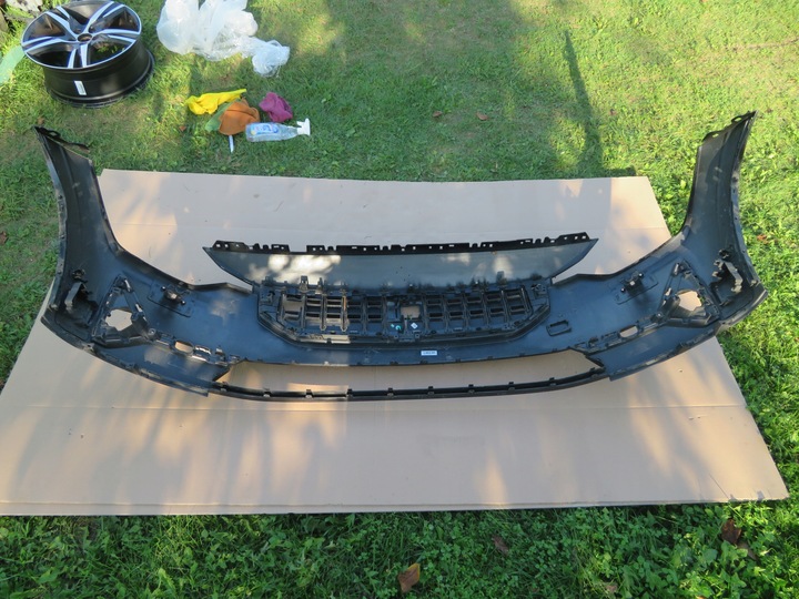 фото №11, Polestar 2 2020- бампер переднє